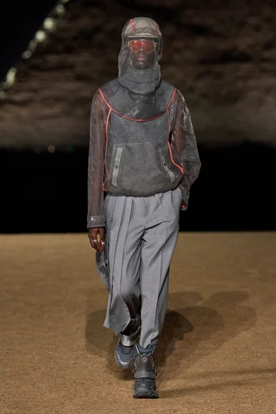 Look 45